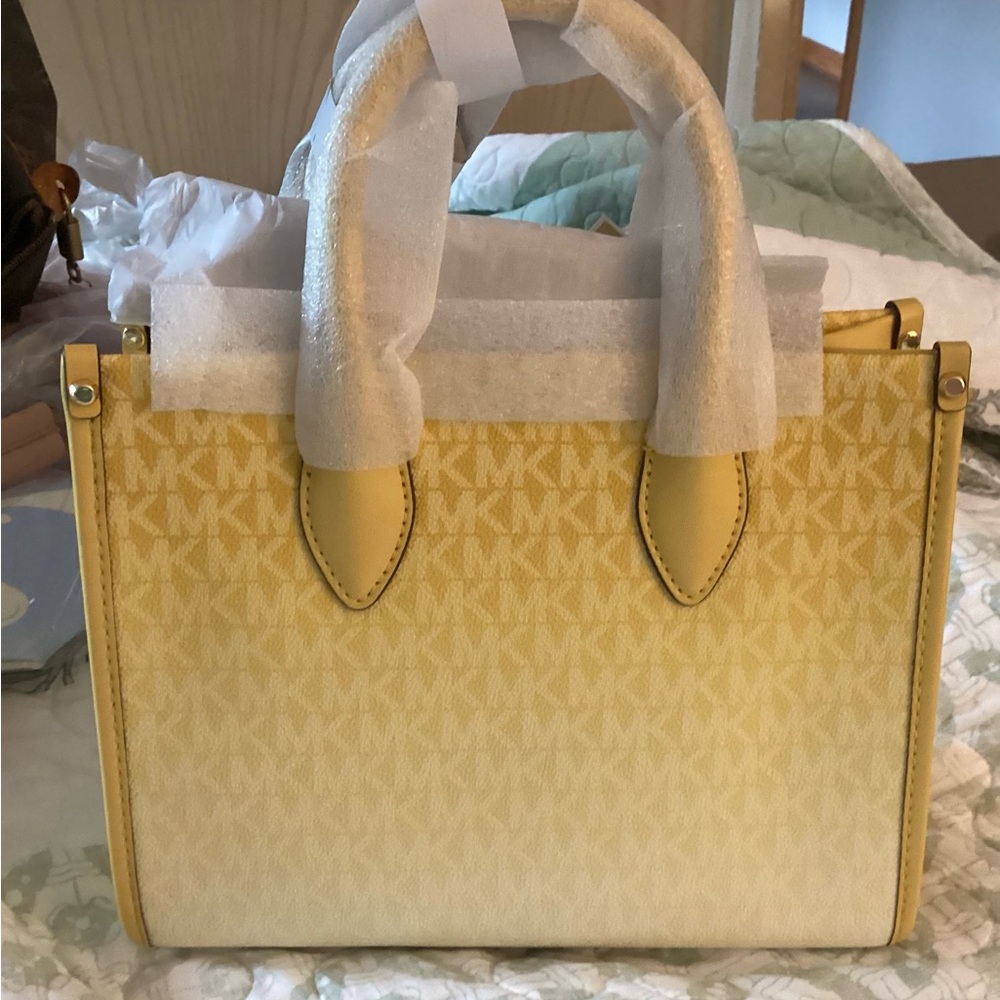 Michael Kors Mirella Daisy Yellow Tote new with tag $448 - Picture 5 of 6